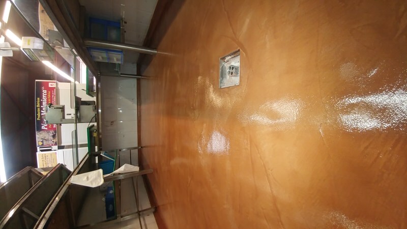 Suelo mercado de abastos en microcemento de CementDecor